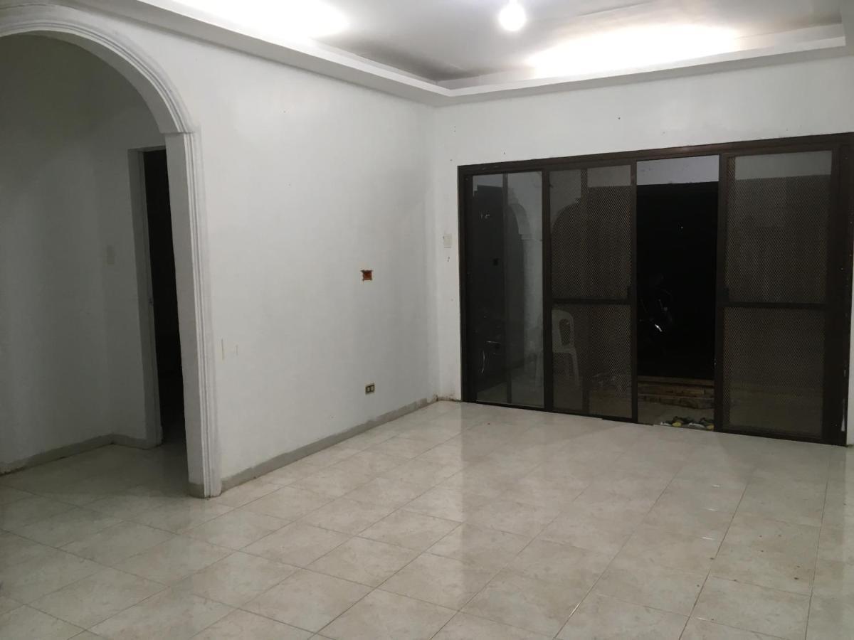 הוילה באליגסיי Bolinao Transient House A מראה חיצוני תמונה